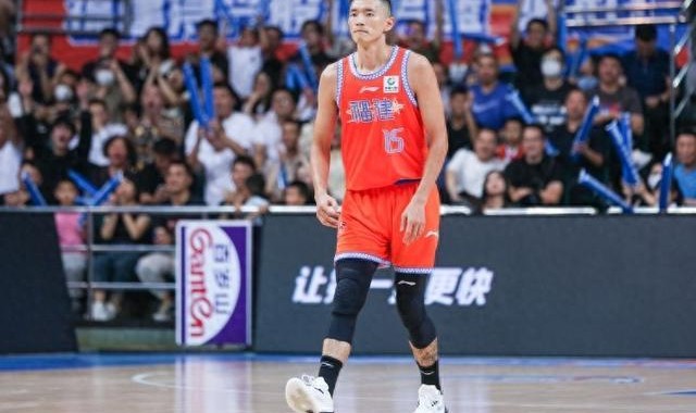 开云-媒体人：陈林坚将在夏联东营站完成山东队首秀 高诗岩暂时不打